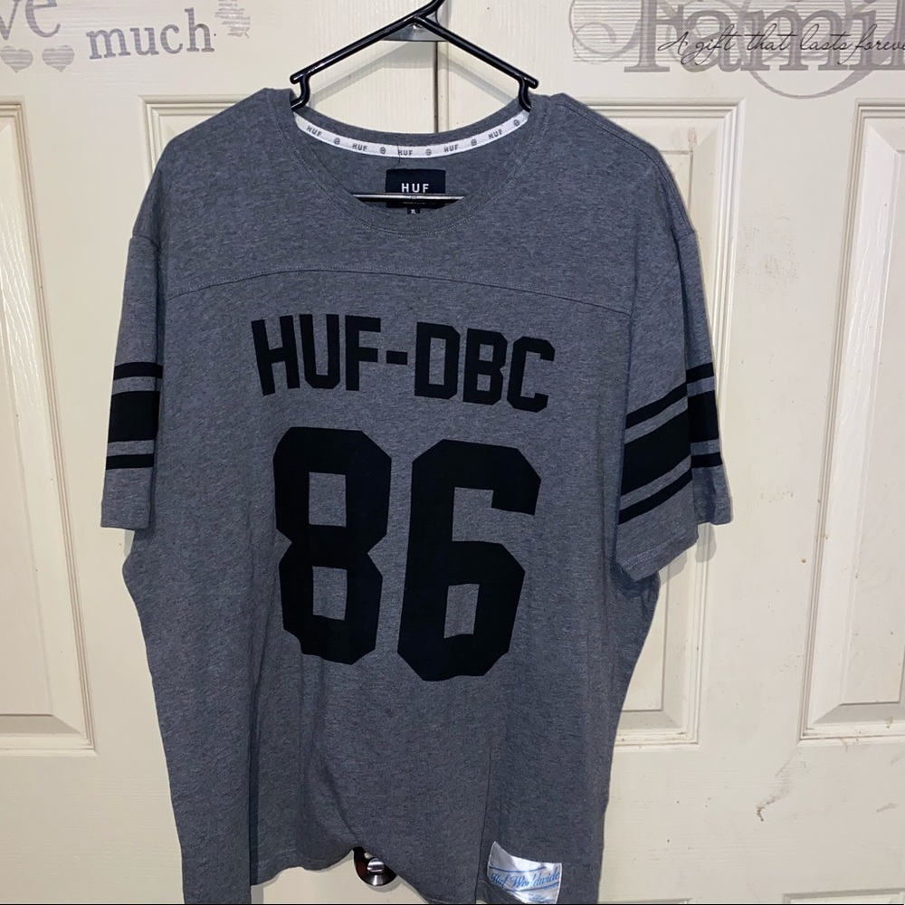 Men’s Dress Tee